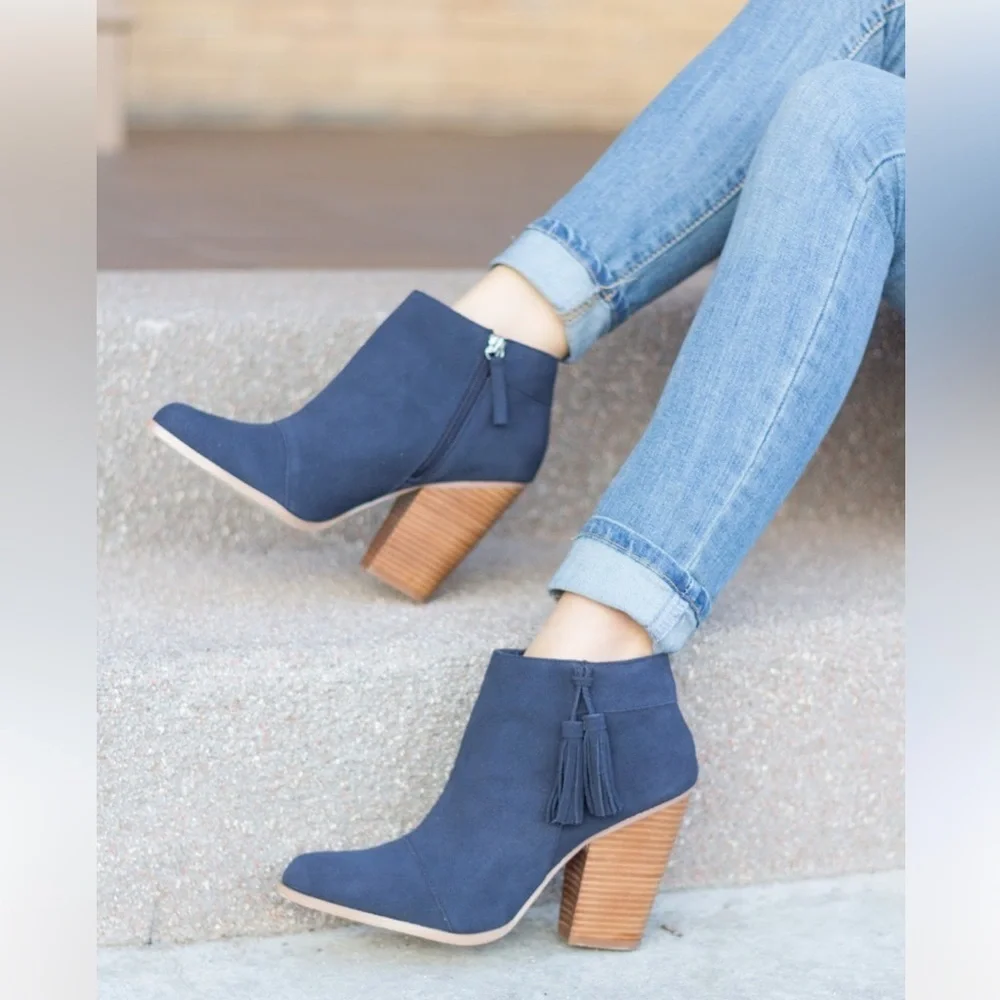 Sole Society Navy Suede Ankle Booties with Tassel Block Heel